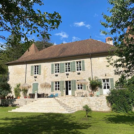Domaine du Très-Haut - Château de Montanges Extérieur photo
