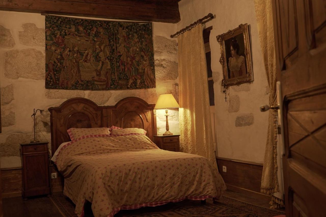 Domaine du Très-Haut - Château de Montanges Extérieur photo