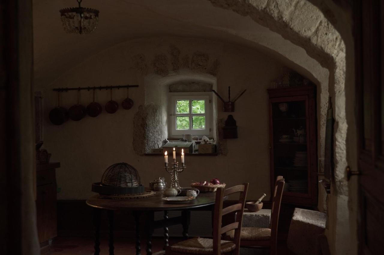Domaine du Très-Haut - Château de Montanges Extérieur photo