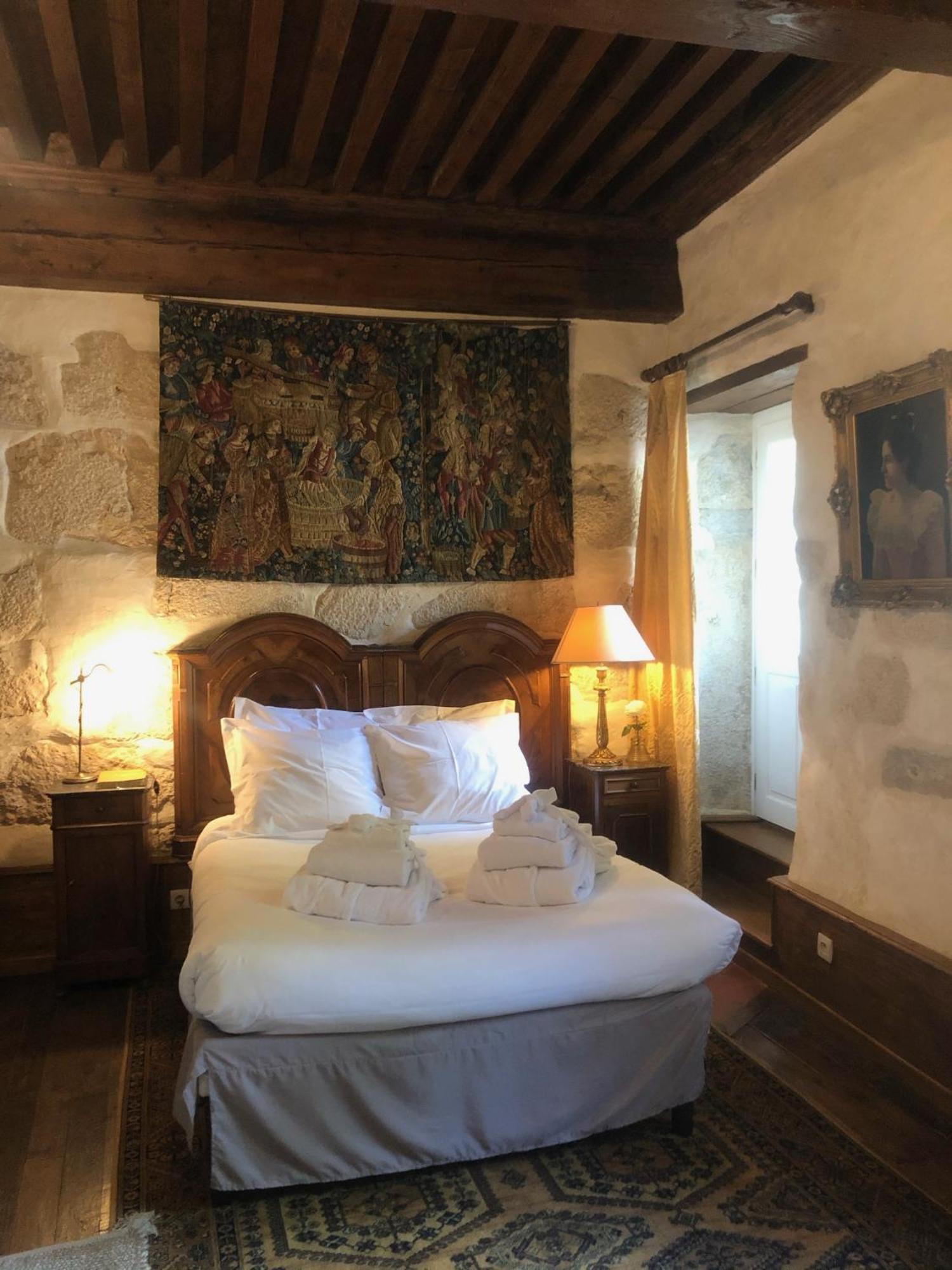 Domaine du Très-Haut - Château de Montanges Extérieur photo